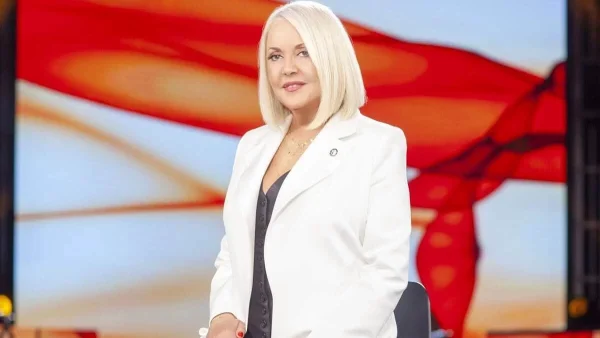 Backstage βίντεο από τις ετοιμασίες για το Σπίτι με το Mega - Η ενόχληση της Ρούλας Κορομηλά