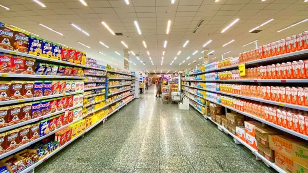 ΑΒ Βασιλόπουλος: Τα προϊόντα που περιλαμβάνει το καλάθι του νοικοκυριού -  Από 50 δίνει 74