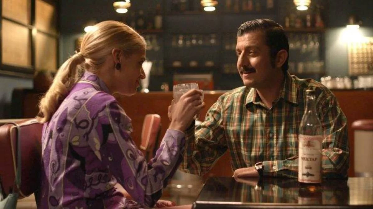 Τα καλυτερα μας χρόνια (27/11): Ο Δημήτρης φοβάται μην αποκαλυφθεί στην Νανά