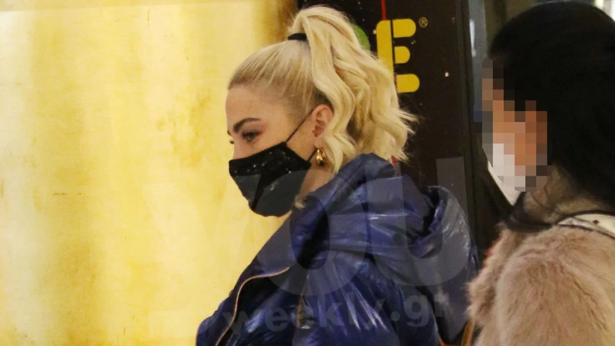 Λιποθύμησε στο αεροδρόμιο η εγκυμονούσα Ιωάννα Τούνη - Τι συνέβη;