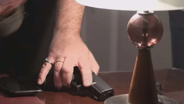 Tρία Μίλια (28/11): «Τα πράγματα δεν είναι καλά...» - Σε ''αναβρασμό'' για φόνο στη Δρακόνησο