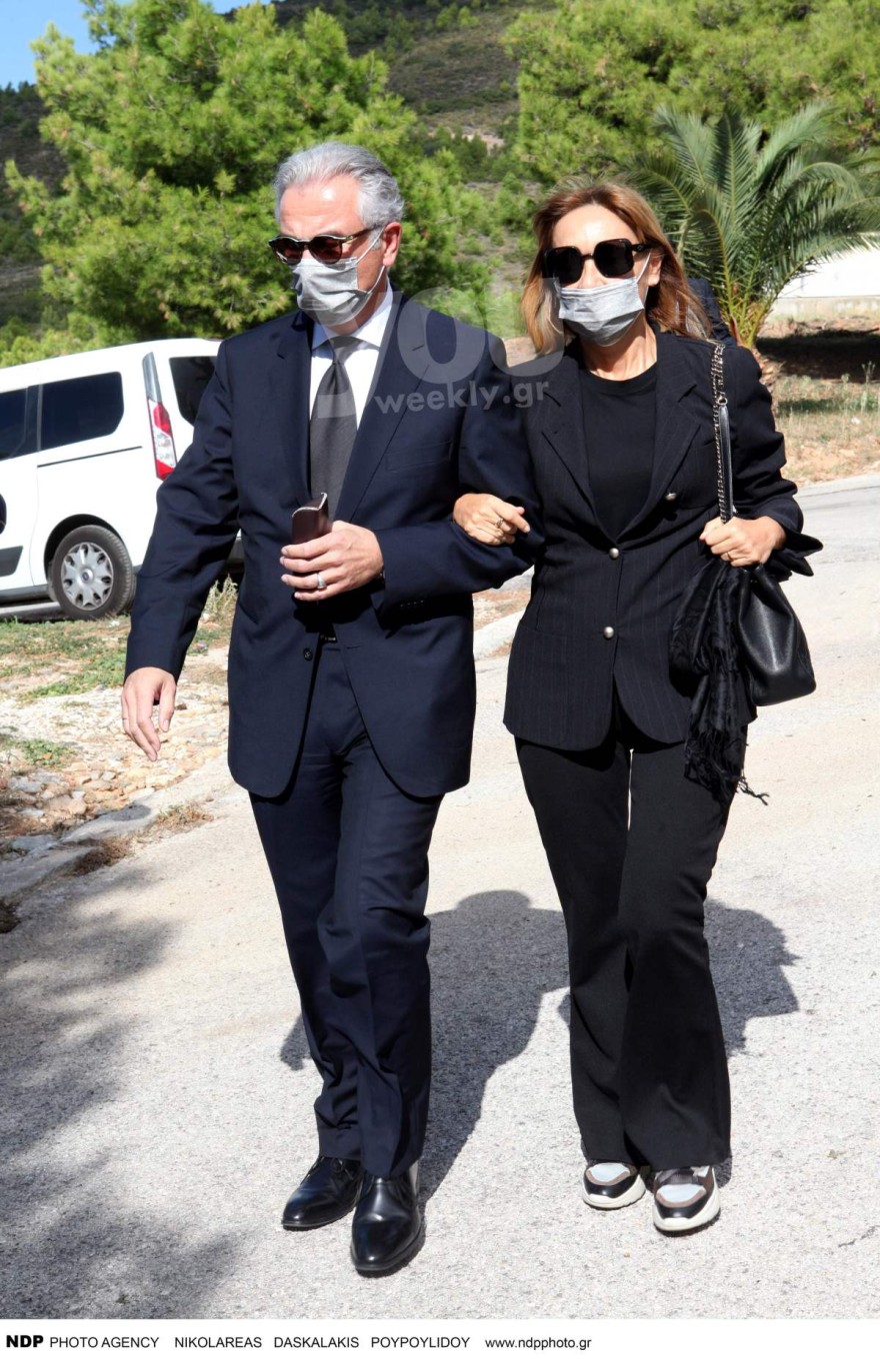 Μάρα Ζαχαρέα κηδεία Σκυλλάκου