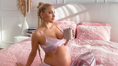 Γυμνή, τυλιγμένη σε ημιδιαφανές σεντόνι η Ιωάννα Τούνη - Η νέα φωτογραφία στον 9ο μήνα της εγκυμοσύνης της