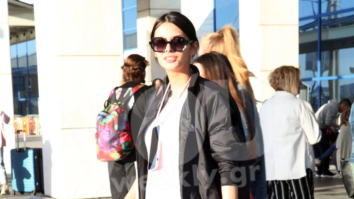 Με κολάν και κροπ τοπ  - Έτσι είναι το σώμα της Άννας Μπεζάν 3 μήνες μετά την εγκυμοσύνη της