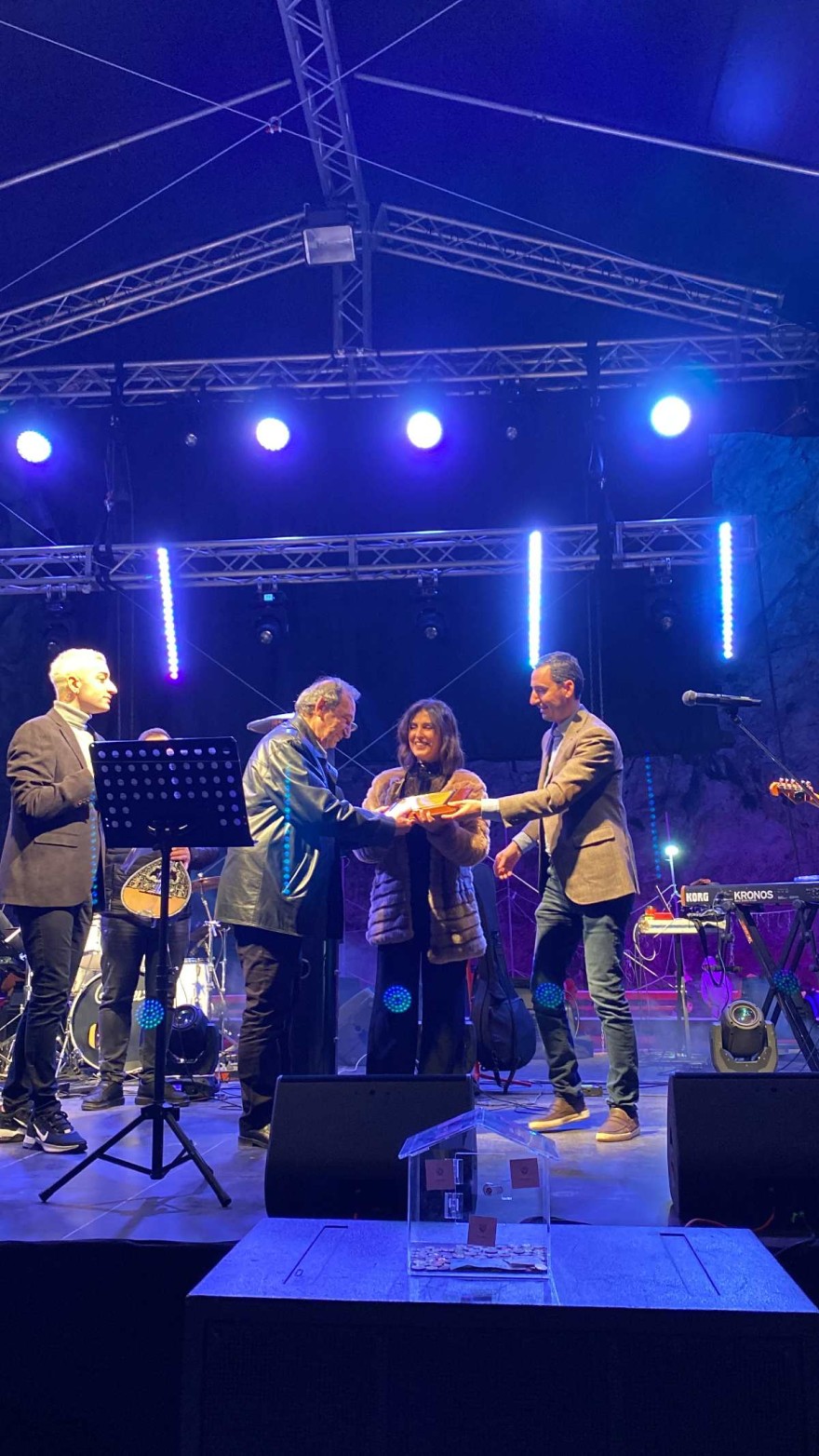 Όλγας Βλαχοπούλου Greek Santa's Village θέατρα Βράχων