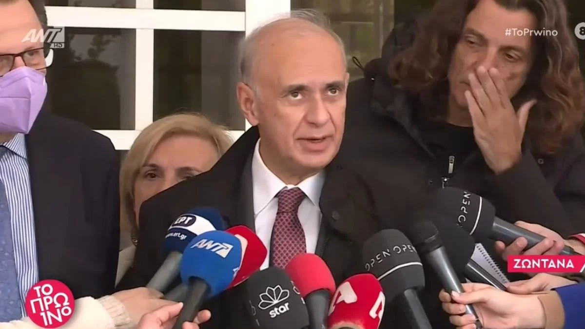 «Αυτό και τίποτα άλλο» - Οι δηλώσεις του δικηγόρου του πάτερ Αντωνίου έξω από τον Άρειο Πάγο