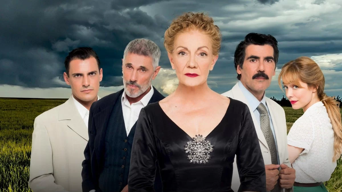 Έρωτας Φυγάς (1/12): Ο Ιάσονας συλλαμβάνεται και οδηγείται στη φυλακή - Θα τον βοηθήσει κανείς