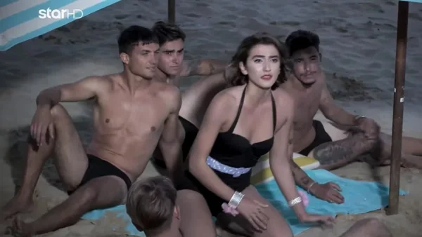 GNTM 5: «Δεν το κάνω...» - Η αμηχανία της Γεωργιάννας στη φωτογράφιση με τα αγόρια