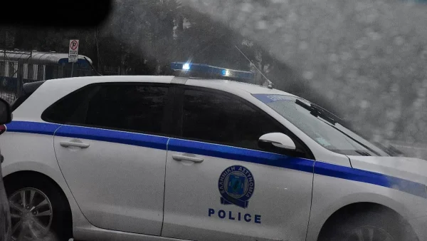 Νέα γυναικοκτονία στον Πειραιά - 24χρονος πυροβόλησε την 19χρονη σύντροφό του