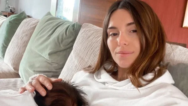 Ιωάννα Σιαμπάνη: Στο νοσοκομείο με κορονοϊό ο γιος της - Η ανάρτηση στα social