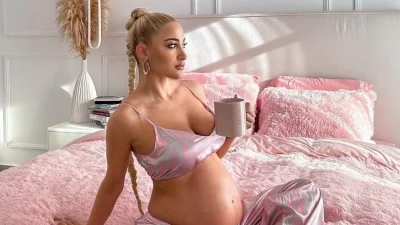 Κοντεύει να βγει απ' έξω - Ο μπέμπης κλωτσάει συνέχεια την κοιλίτσα της Ιωάννας Τούνη