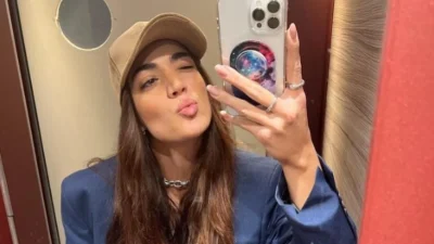 Ηβή Αδάμου: Οι χριστουγεννιάτικες ευχές με την κόρη της αγκαλιά - Η τρυφερή ανάρτηση