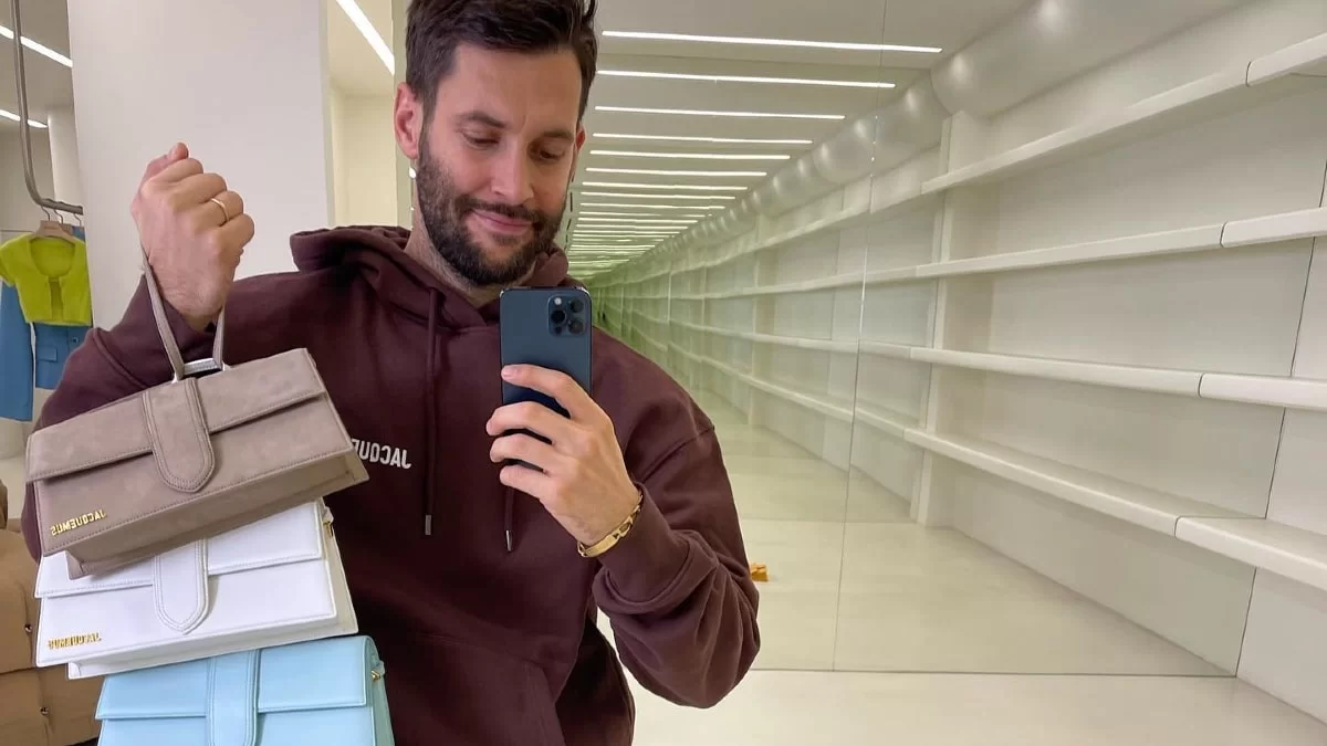 Jacquemus + Nike: Τα sneakers που περιμέναμε καιρό, είναι πλέον διαθέσιμα στο site