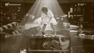 Καλό Μεσημεράκι: «Καυτό» ατύχημα για τη Βάνια - Έτρεχε να την καλύψει ο Νίκος Μουτσινάς