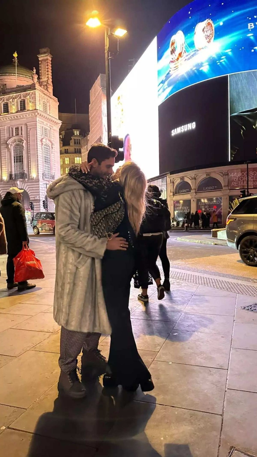 Κόνι - Καπότσης