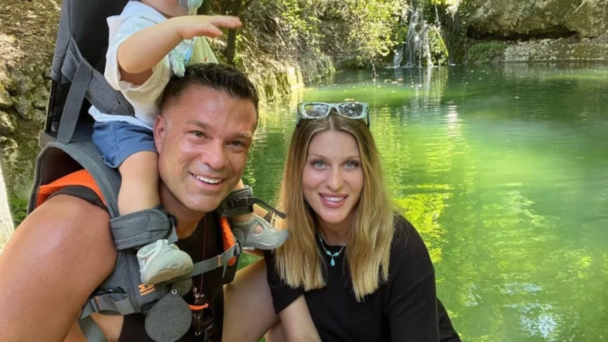 Κώστας Σόμμερ: Νέες φωτογραφίες μέσα από το μαιευτήριο - Ξετρελαμένος ο χαζομπαμπάς