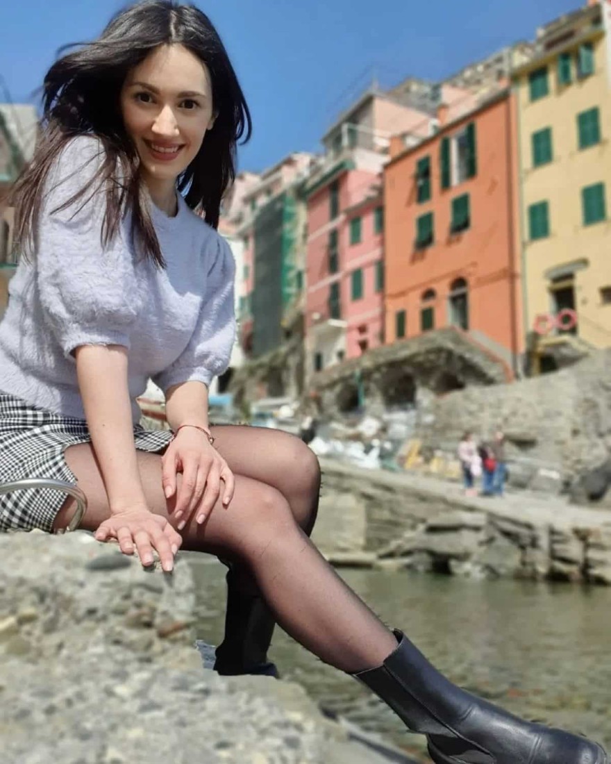 Παράδεισος των κυριών Ντίνος γυναίκα