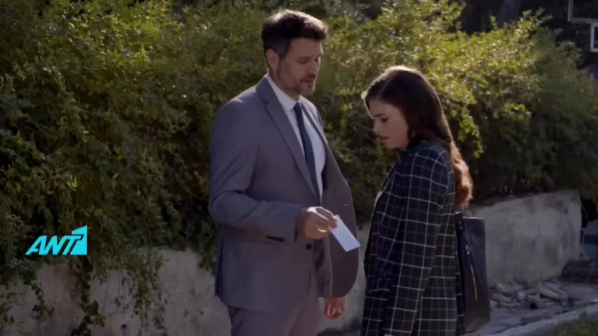 Τι συμβαίνει με τον Μιχάλη Λεβεντογιάννη και την Μάρθα Λαμπίρη Φεντόρουφ στα γυρίσματα των Παγιδευμένων όταν οι κάμερες είναι κλειστές