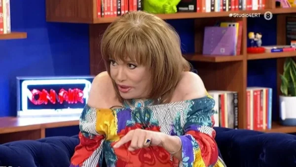 «Σιχαίνομαι τα γεράματα,δεν θέλω να φτάσω στο...» - Η αποκάλυψη της Μαίρης Χρονοπούλου για την ηλικία και την οικογένεια της