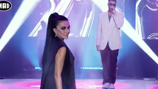 MadWalk 2022: Η εμφάνιση "έκπληξη" της Μαρίας Σολωμού στο act του Mente Fuerte - Η πασαρέλα της ηθοποιού δίπλα του