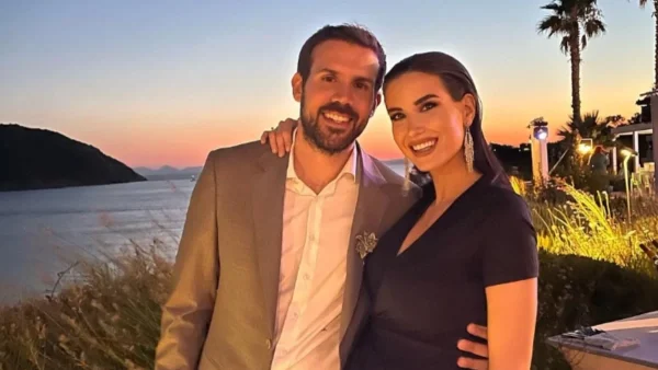 Στιγμές ευτυχίας για την Μαρία Λαθούρη και τον Παύλο Άχη - Τα πρώτα τους Χριστούγεννα με τον μικρό τους γιο