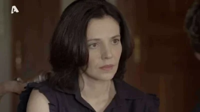 Αγνώριστη η Λαμπροπούλου πριν από 10 χρόνια με κοντό αγορέ μαλλί - Καμία σχέση με τη Βασιλική του Σασμού