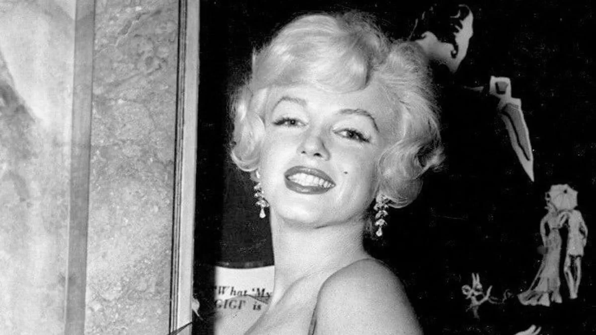 Μέριλιν Μονρόε: Τι κρατούσε στα χέρια της όταν βρέθηκε νεκρή σπίτι της