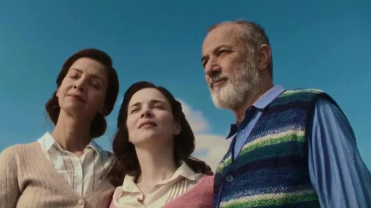 Μια νύχτα του Αυγούστου: Δεκάδες αντιδράσεις στο διαδίκτυο - Στο επίκεντρο Μάινας και Λέχου