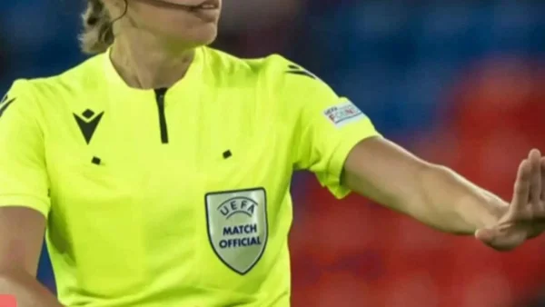 Μουντιάλ: Γυναίκα διαιτητής στον αποψινό 1/12 αγώνα - Αυτή είναι η κούκλα μελαχρινή Γαλλίδα