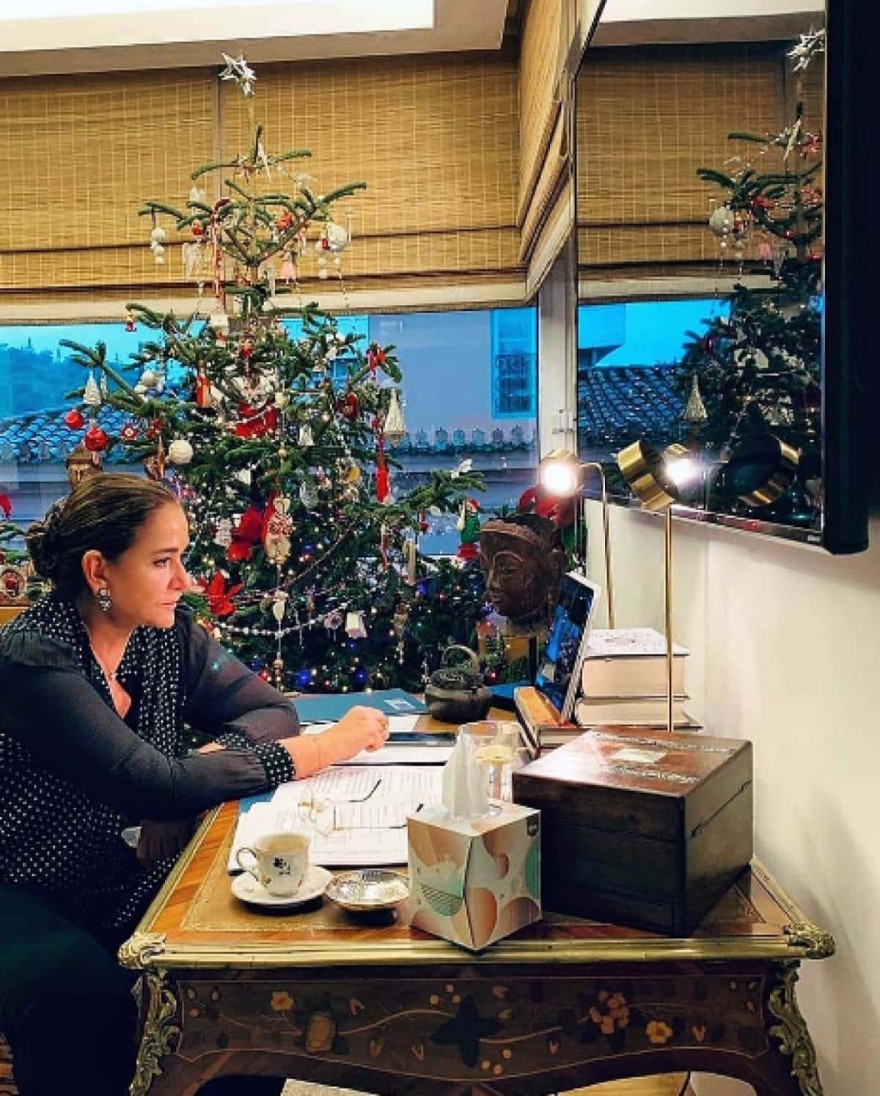 Ντόρα Μπακογιάννη δέντρο