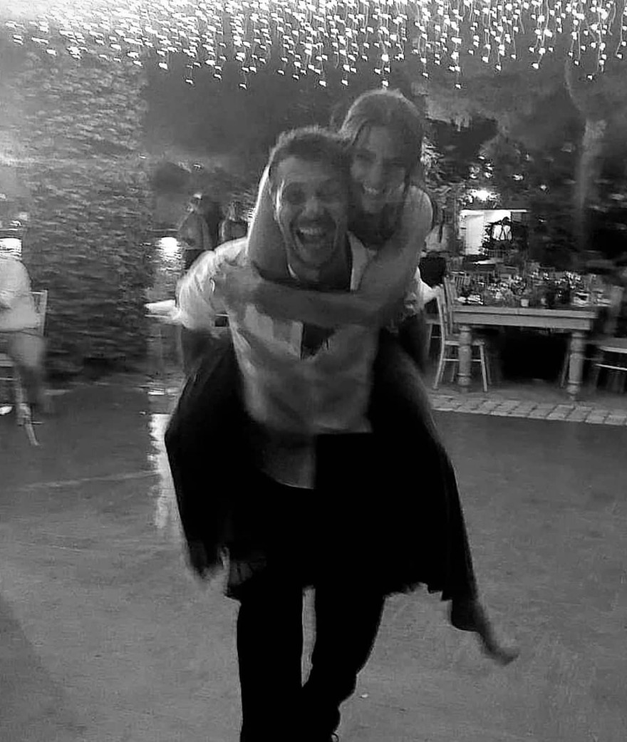 Παπαζήσης - Παντούση