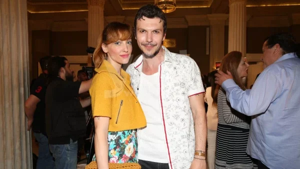 Έχουν χωρίσει και εκείνος είναι σε σχέση με την Παντούση αλλά... - Όλη η αλήθεια για την σχέση του Ιωάννη Παπαζήση με την Βανέσα Αδαμοπούλου