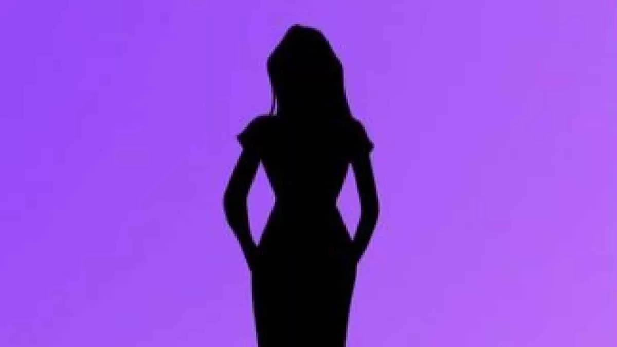 Γνωστή Ελληνίδα παρουσιάστρια απειλεί τους συνεργάτες της με απόλυση αν δεν λένε "καλημέρα" πρώτα σε εκείνη