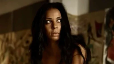 Δεν άφησε τίποτα στην φαντασία - Αποχαιρέτησε το 2022 με την πίσω όψη της η Θεοδώρα Ρασέλ