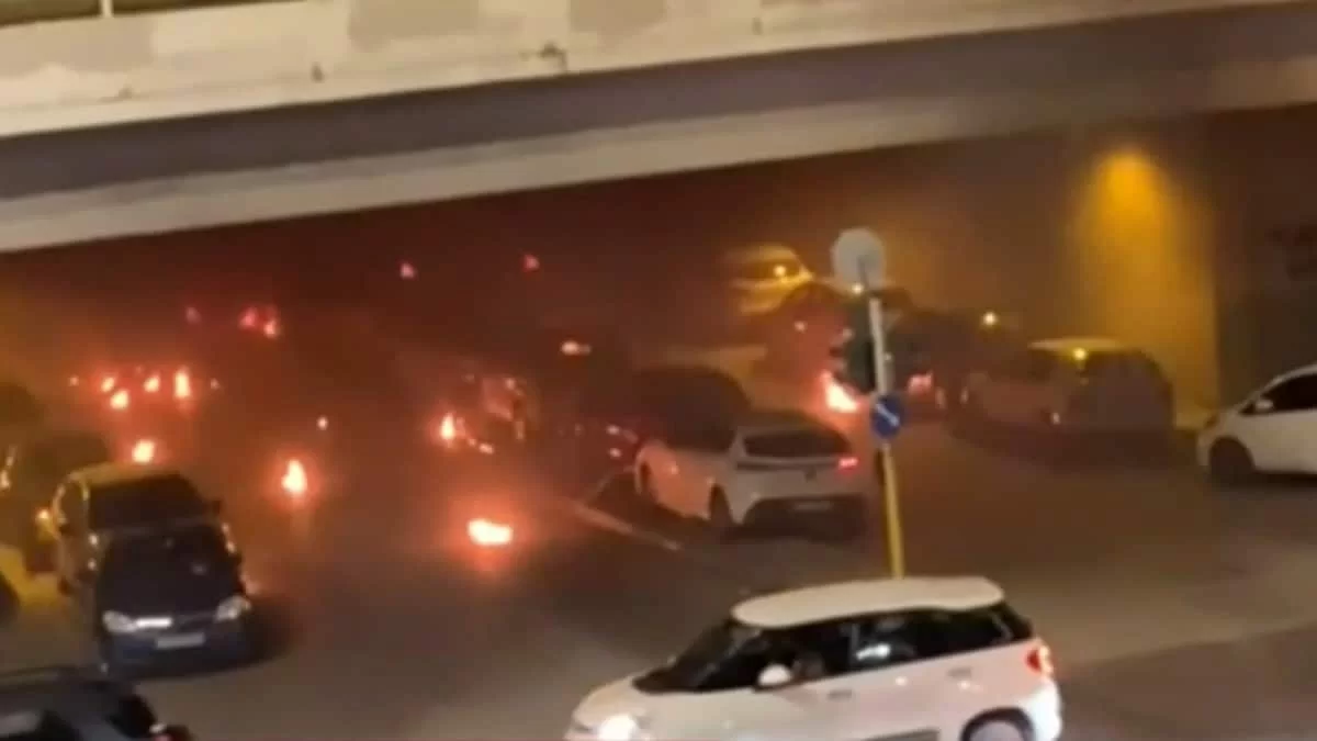 Μολότοφ έξω από τον ΣΚΑΪ - Τι συνέβη