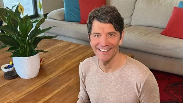 Έχει μέχρι και κοτέτσι - Το βίντεο από την τεράστια φάρμα του σπιτιού του Σάκη Ρουβά