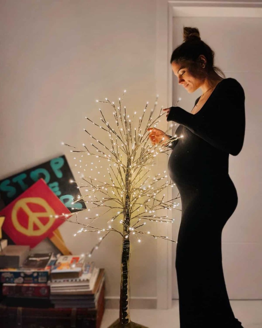 Ίαν Στρατής Μαίρη Συνατσάκη δέντρο