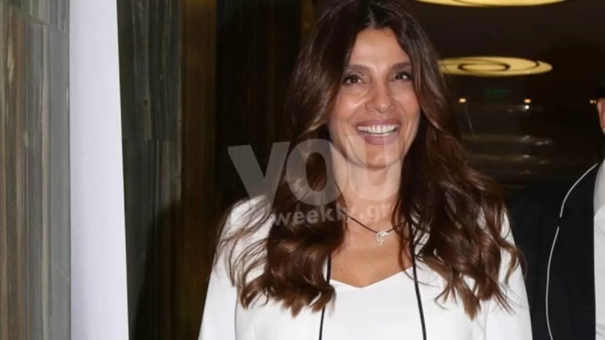 Έγινε γιαγιά στα 53 της - Παρέα με τον εγγονό της πέρασε τα Χριστούγεννα η Πόπη Τσαπανίδου