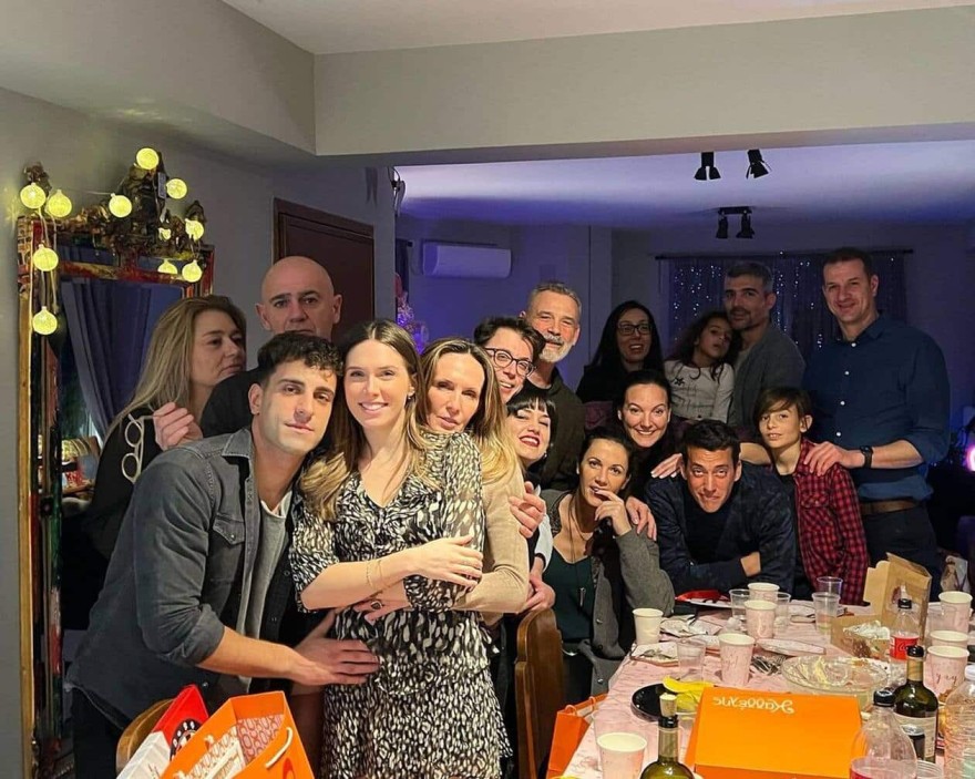 Το οικογενειακό τραπέζι της Εβελίνας Παπούλια