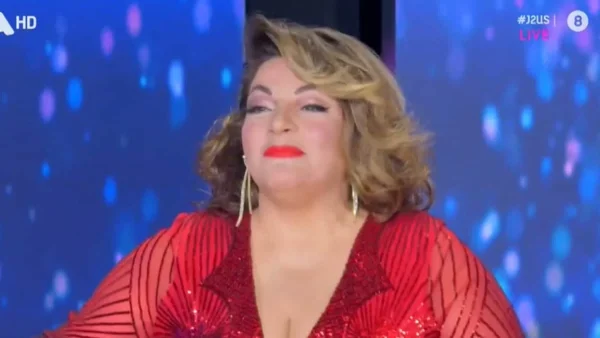 «Ποια είμαι εγώ που θα σας κρίνω; Μία απλή...» - Το καυστικό σχόλιο της Βίκυς Σταυροπούλου