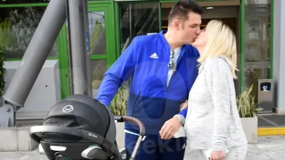 «Είναι λεβέντες...» - Έτοιμος να περάσει τα πρώτα Χριστούγεννα με τους γιους του ο Χρίστος Αντωνιάδης