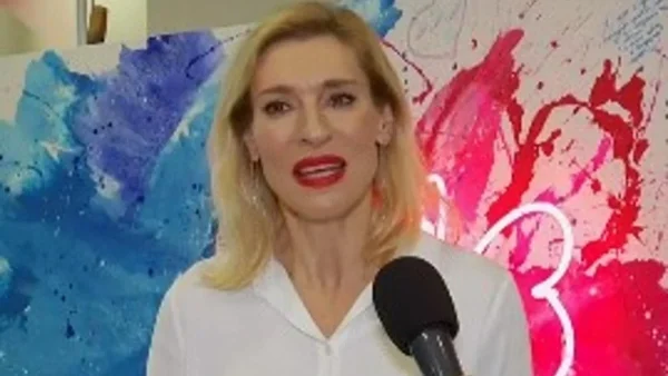 Ήταν ανήλικη όταν γνώρισε το σκληρό πρόσωπο της ανορεξίας - Συγκινεί η Δούκα με την προσωπική της αποκάλυψη