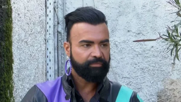 Survivor All Star: «Η κοπέλα του Μάριου δεν...» - Η επικοινωνία του Κονδυλάτου με την Ελευθερία Ελευθερίου μετά το "σκάνδαλο" με τον Πρίαμο & την Καρολίνα