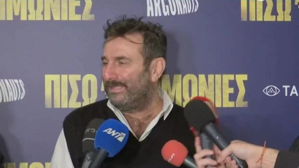 Ηλίας Βαλάσης: Ένιωσαν αμηχανία και οι δημοσιογράφοι - Αποχώρησε από τις κάμερες μετά από ερώτηση για το Survivor