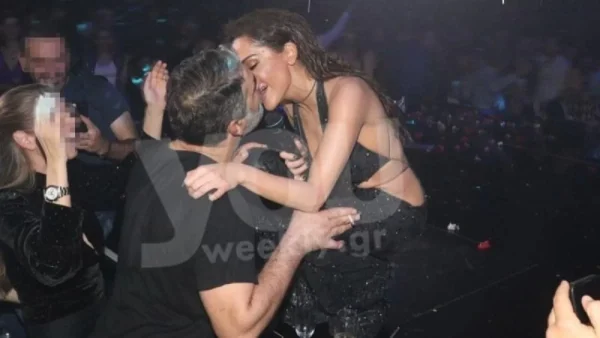 «Θέλει λιγάκι σεβασμό, υπάρχουν και παιδιά...» - Αδιανόητο κράξιμο για τα δημόσια φιλιά Μπισμπίκη & Βανδή