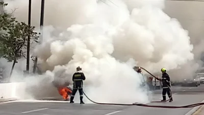 ''Τυλίχθηκε'' στις φλόγες αυτοκίνητο