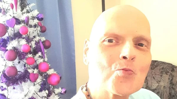 «Τουλάχιστον όταν κοιμάσαι δε πονάς...» - Η νέα συγκλονιστική ανάρτηση του Γιώργου Δασκαλάκη μέσα από το νοσοκομείο 