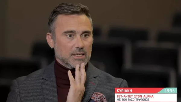 «Δεν σηκώνομαι το πρωί και λέω: Αχ Θεέ μου, πάλι γκέι ξύπνησα» - "Απασφάλισε" ο Γιώργος Καπουτζίδης