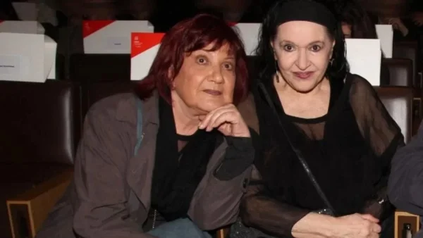 «Πρώτη φορά που θα μπει ο νέος χρόνος χωρίς εσένα...» - Η συγκινητική ανάρτηση της Ντόρας Δούμα για την Μάρθα Καραγιάννη 