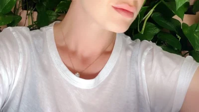 Έκπληξη στην showbiz - Γέννησε κάτω υπό άκρα η μυστικότητα η...